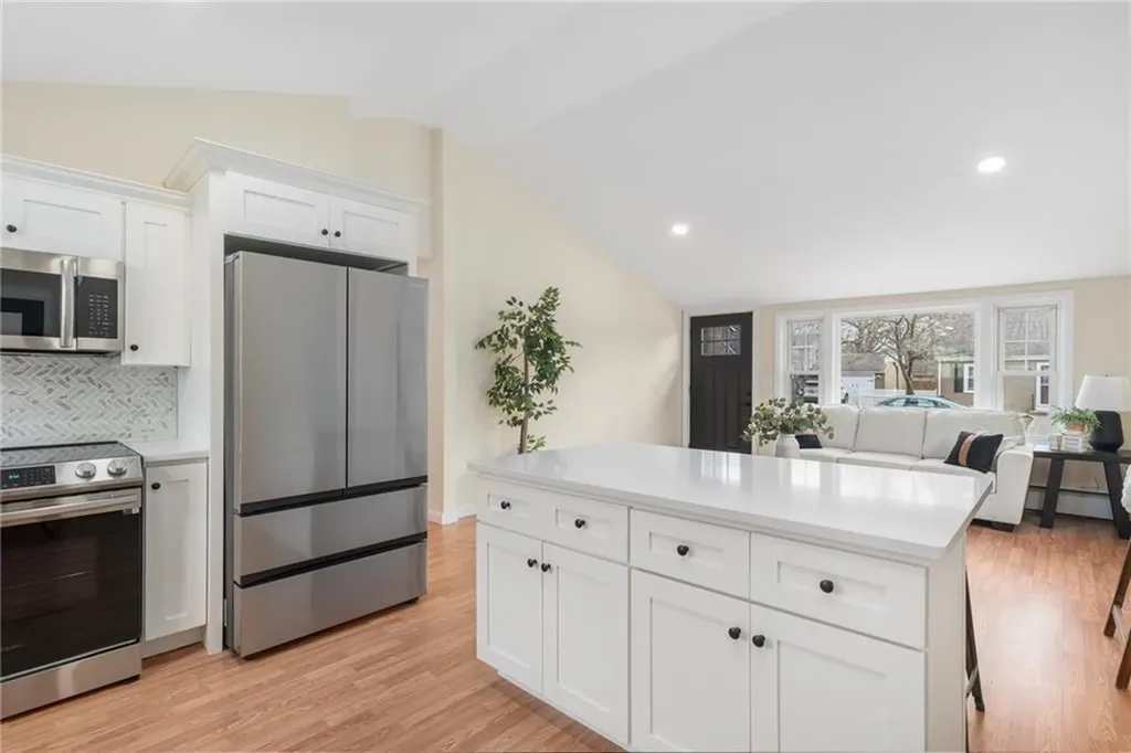 131 Brendard Avenue Warwick RI 02889