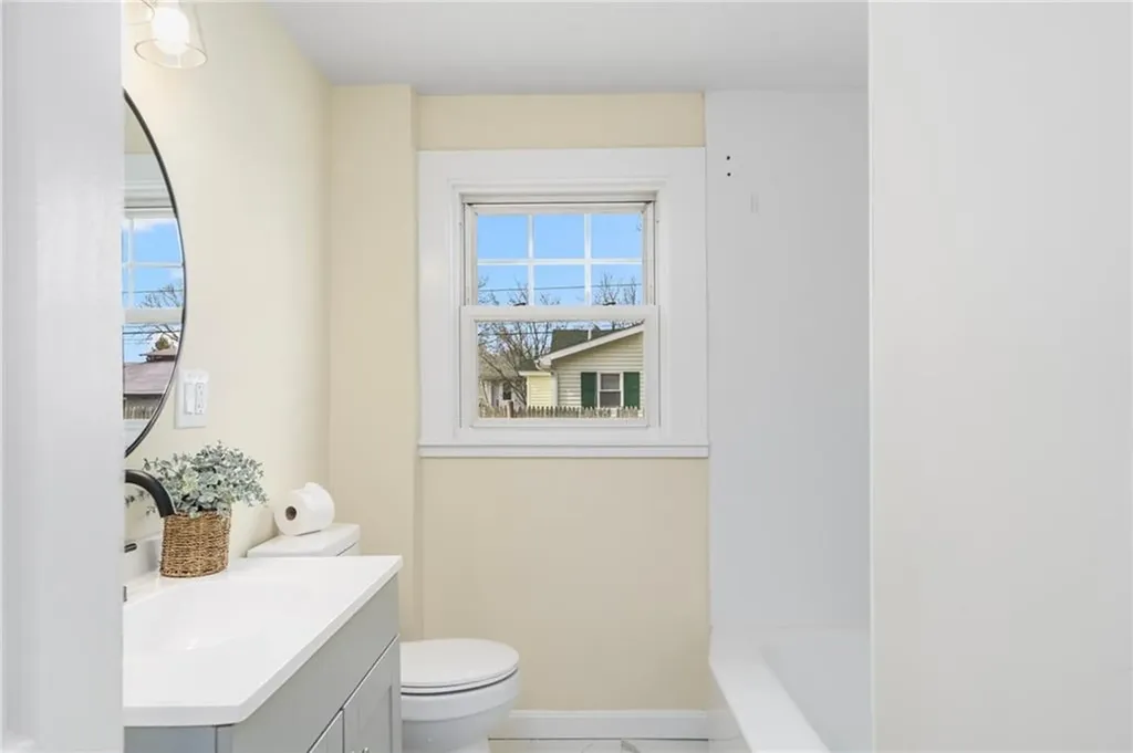 131 Brendard Avenue Warwick RI 02889