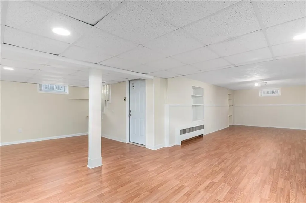 131 Brendard Avenue Warwick RI 02889