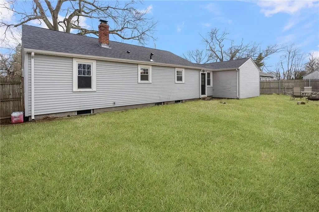 131 Brendard Avenue Warwick RI 02889