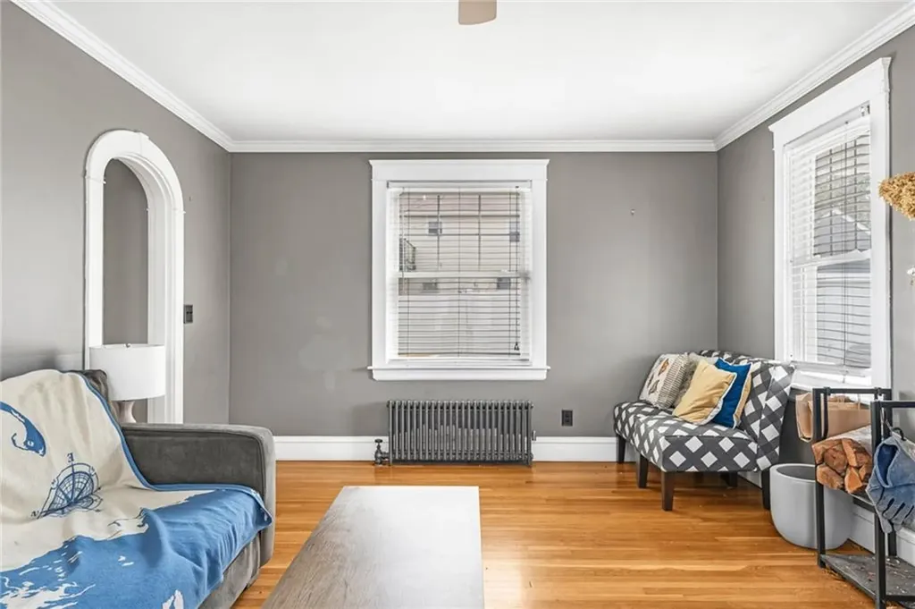 40 Ocean View Avenue Tiverton RI 02878