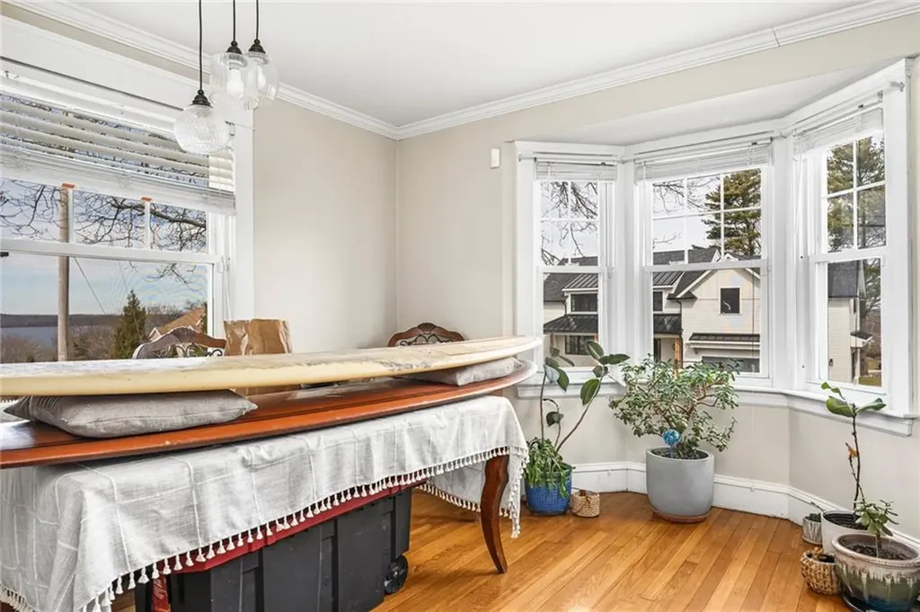 40 Ocean View Avenue Tiverton RI 02878