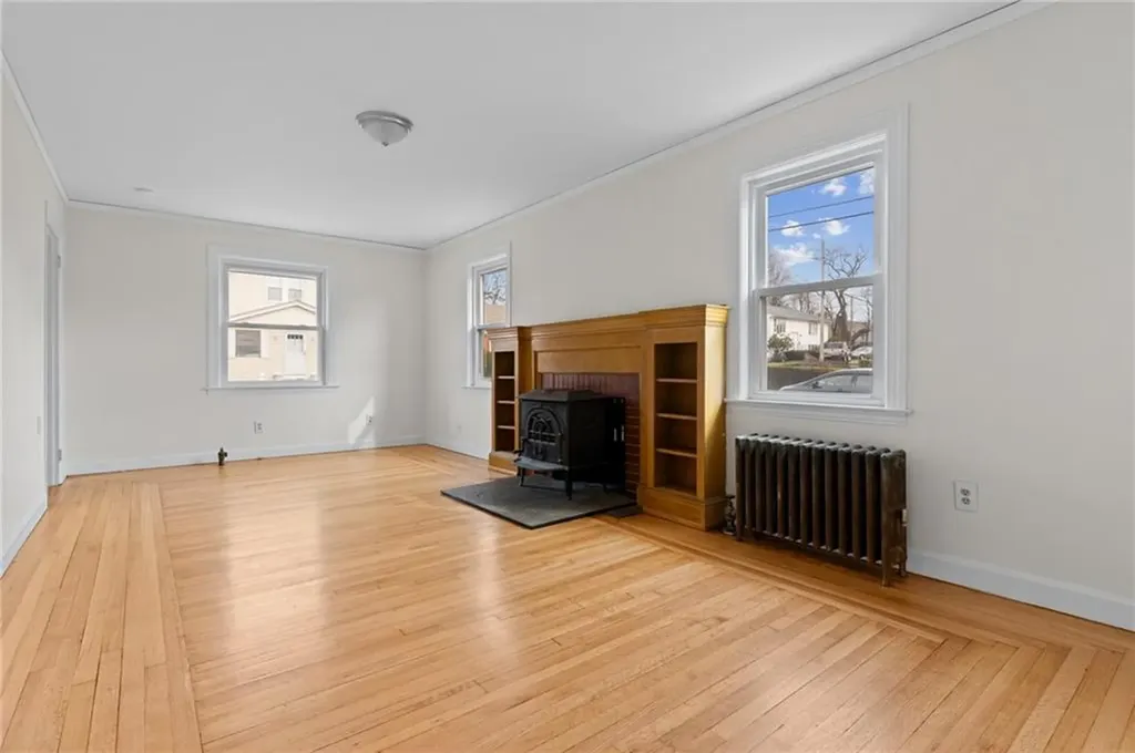 35 Harding Avenue Johnston RI 02919