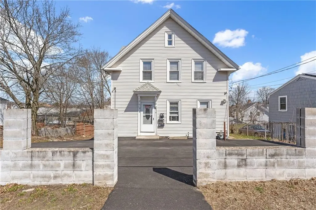 77 Veazie Street Providence RI 02908