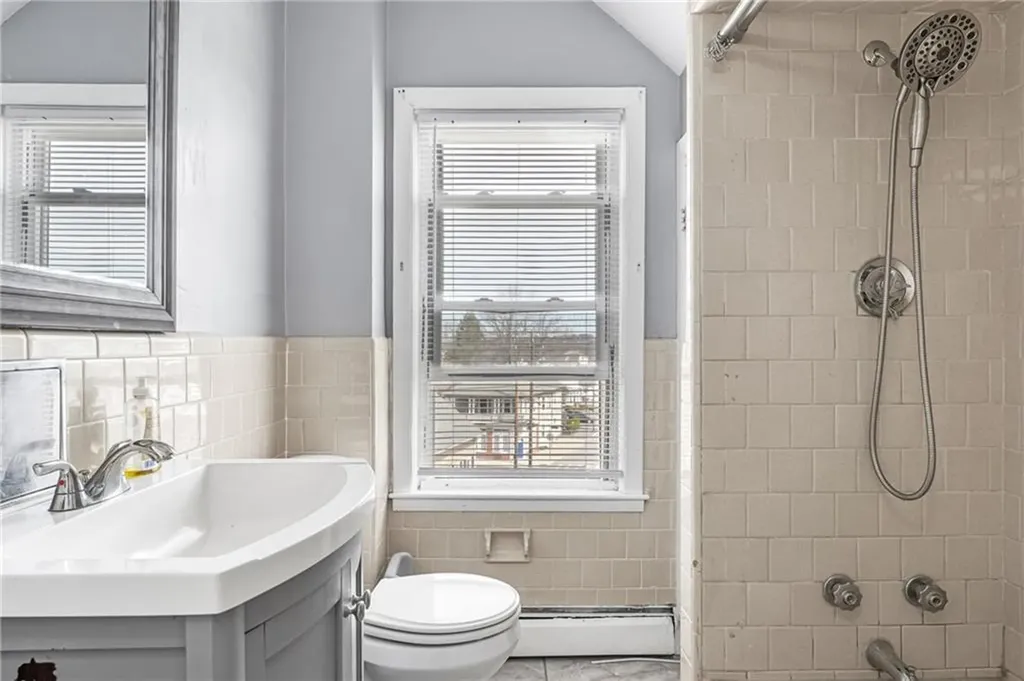77 Veazie Street Providence RI 02908