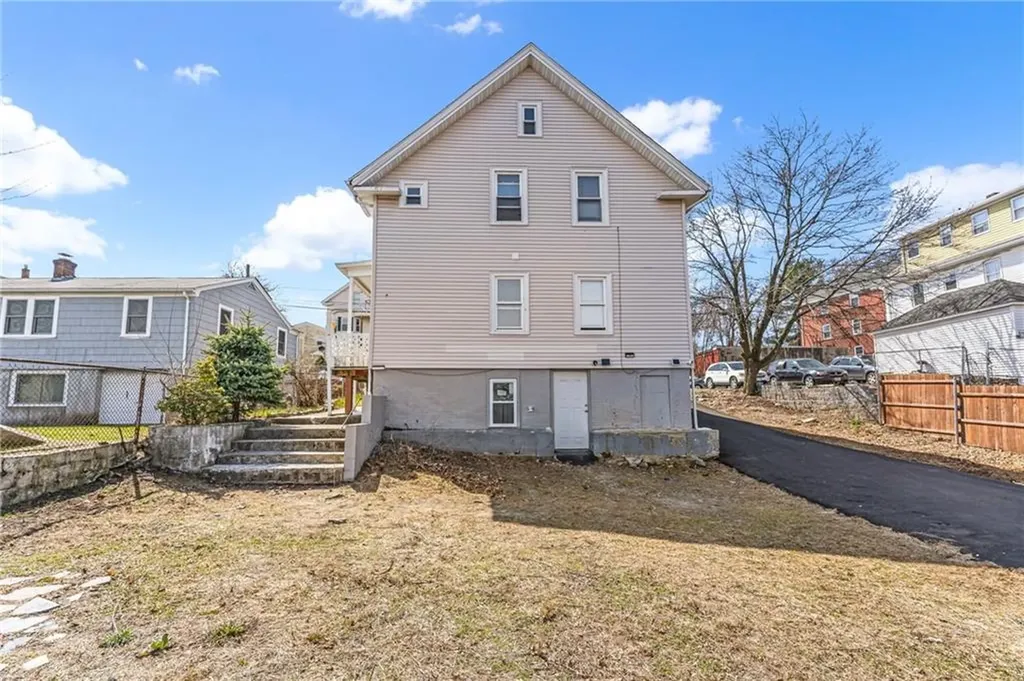 77 Veazie Street Providence RI 02908