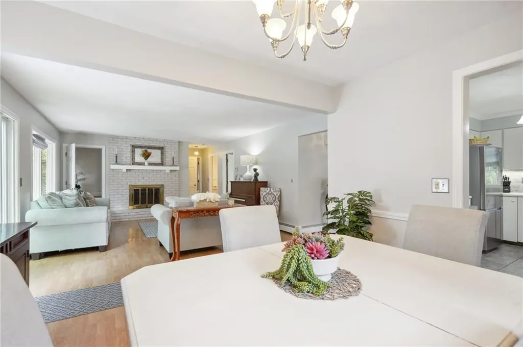 51 Gateway Road North Kingstown RI 02852