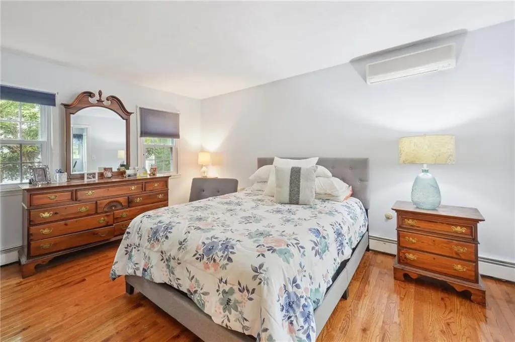 51 Gateway Road North Kingstown RI 02852