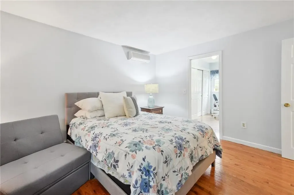 51 Gateway Road North Kingstown RI 02852