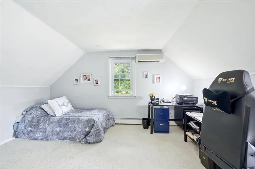 51 Gateway Road North Kingstown RI 02852