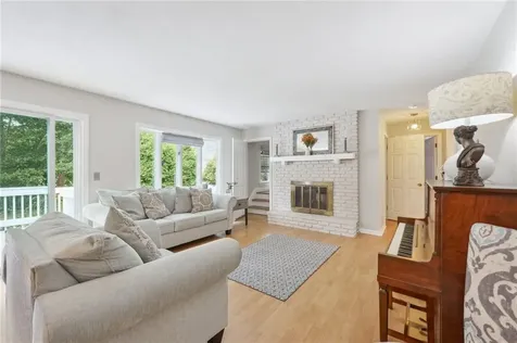 51 Gateway Road North Kingstown RI 02852