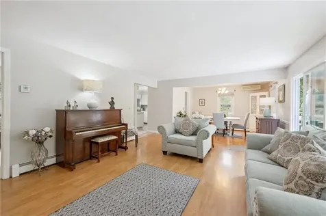 51 Gateway Road North Kingstown RI 02852