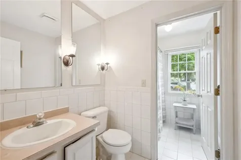 51 Gateway Road North Kingstown RI 02852