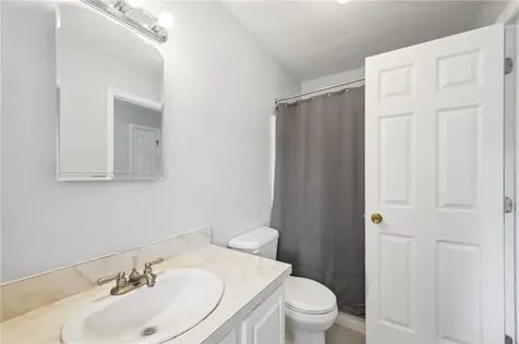 51 Gateway Road North Kingstown RI 02852
