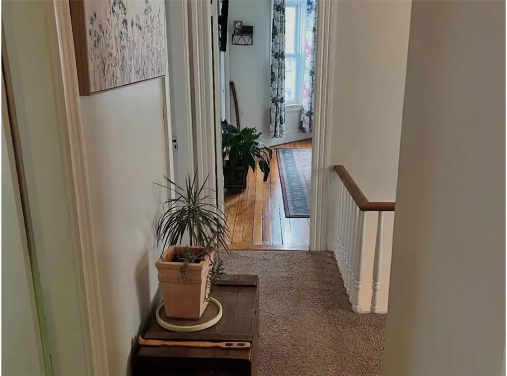 93 Rutherglen Avenue Providence RI 02907