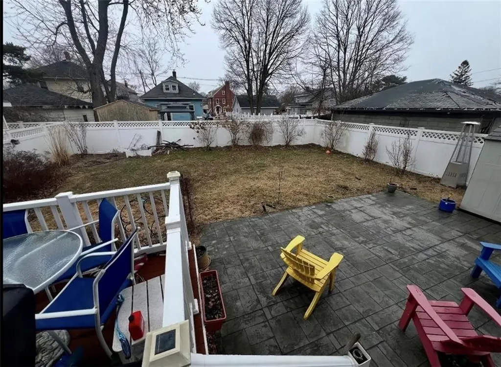 93 Rutherglen Avenue Providence RI 02907