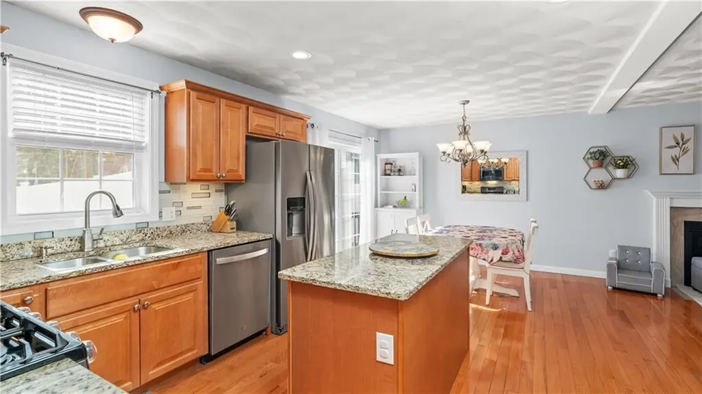 44 Leigh Road Cumberland RI 02864