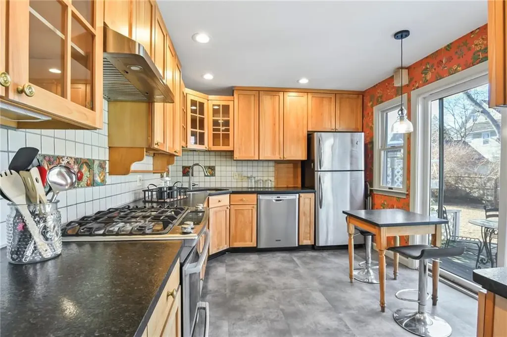 151 Columbia Avenue Cranston RI 02905