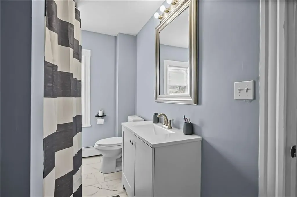 103 Vandewater Street Providence RI 02908