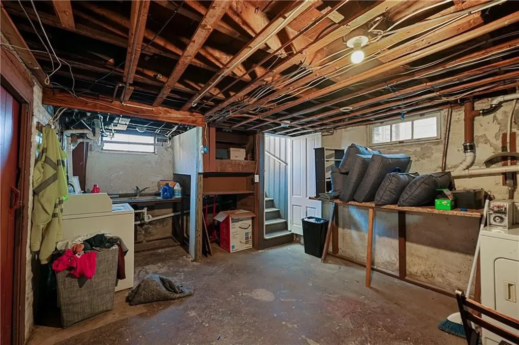103 Vandewater Street Providence RI 02908