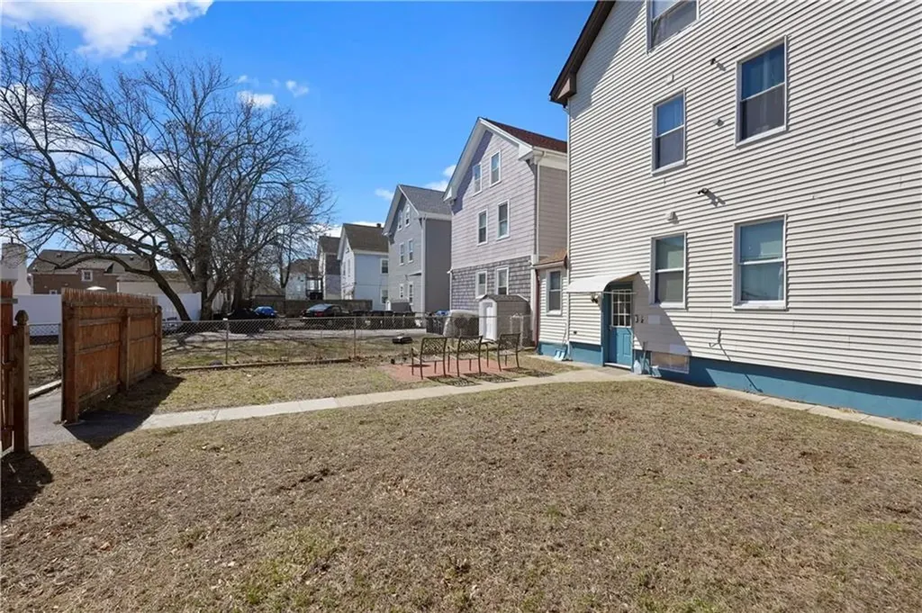 103 Vandewater Street Providence RI 02908