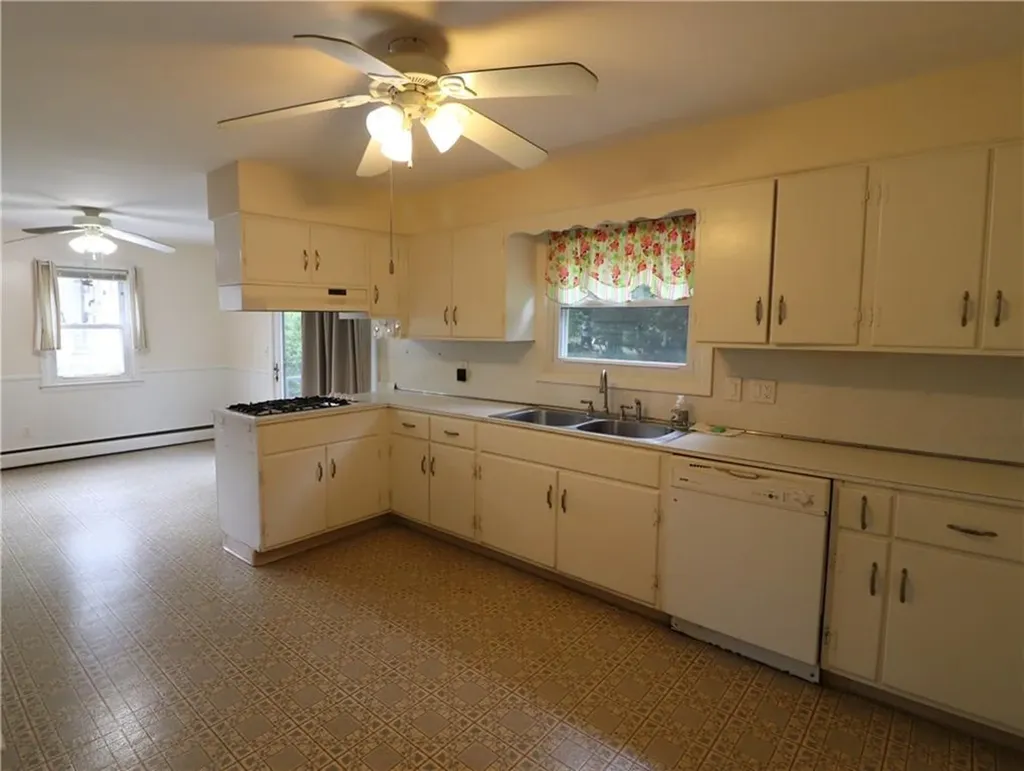 16 Sherman Avenue North Providence RI 02911