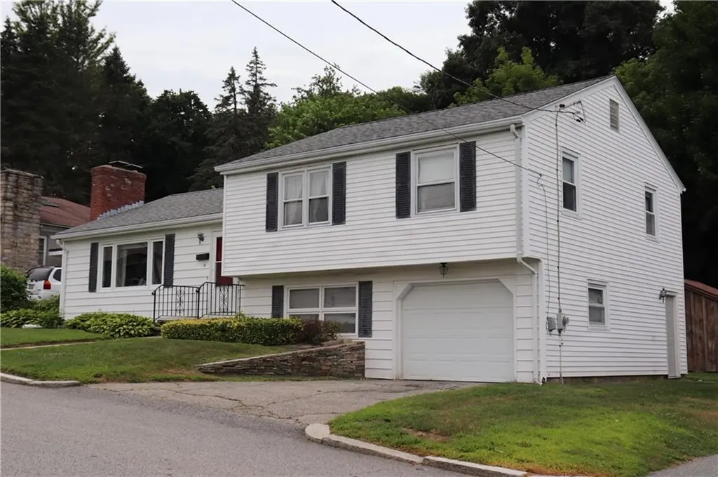 16 Sherman Avenue North Providence RI 02911