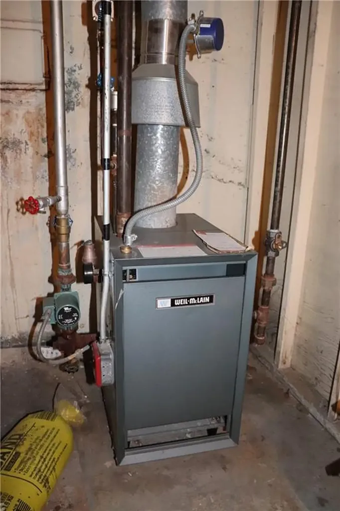 16 Sherman Avenue North Providence RI 02911