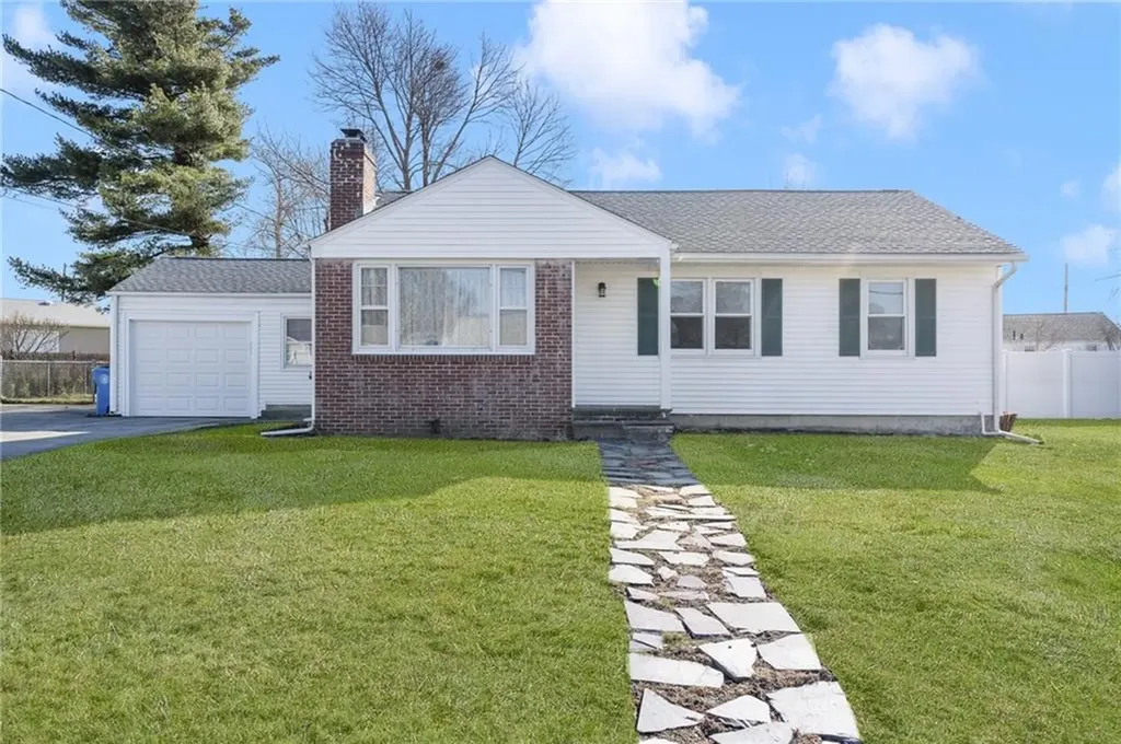 26 Susan Drive Cranston RI 02920