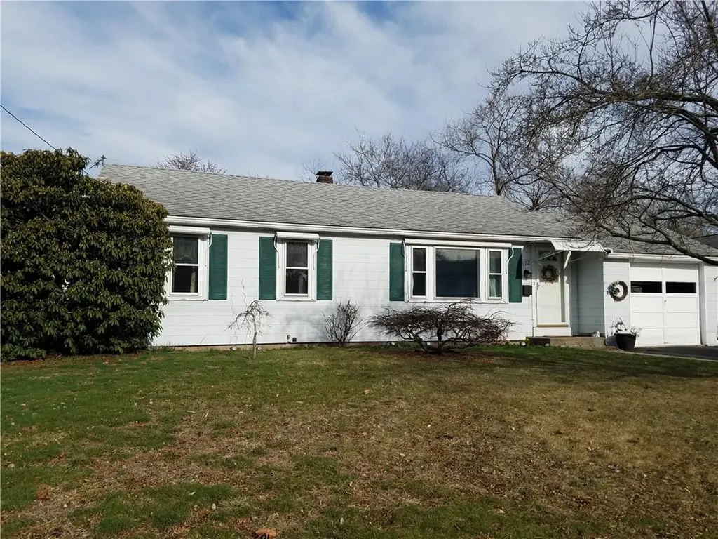 172 Villa Avenue Warwick RI 02886