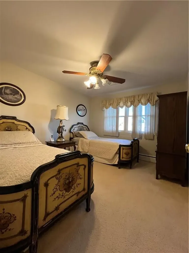 17 Chartier Circle Newport RI 02840
