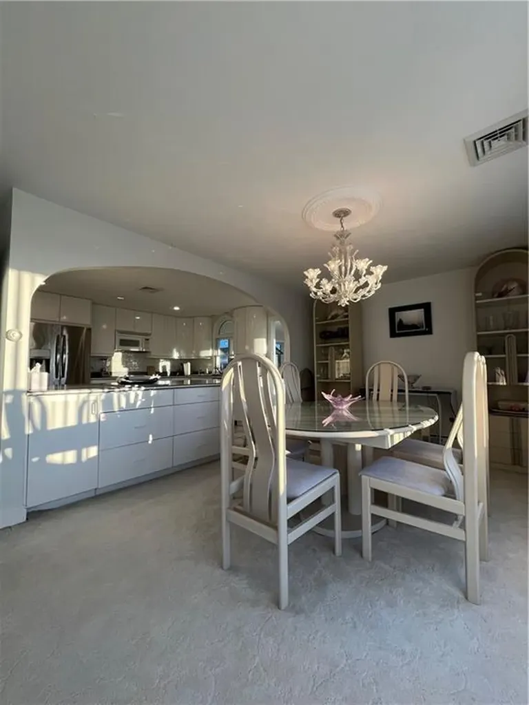 17 Chartier Circle Newport RI 02840