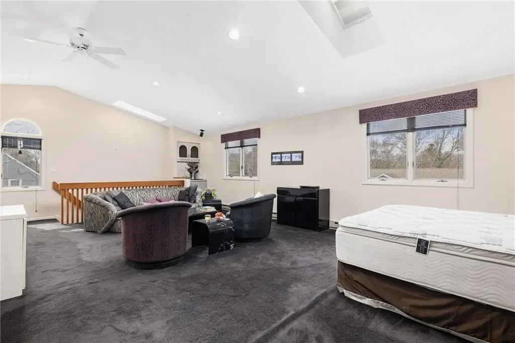 234 Leroy Avenue Warwick RI 02889