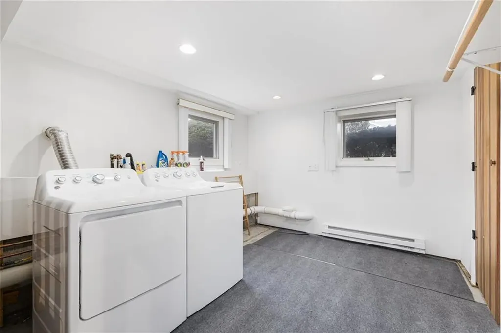 234 Leroy Avenue Warwick RI 02889