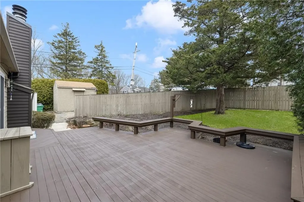 234 Leroy Avenue Warwick RI 02889