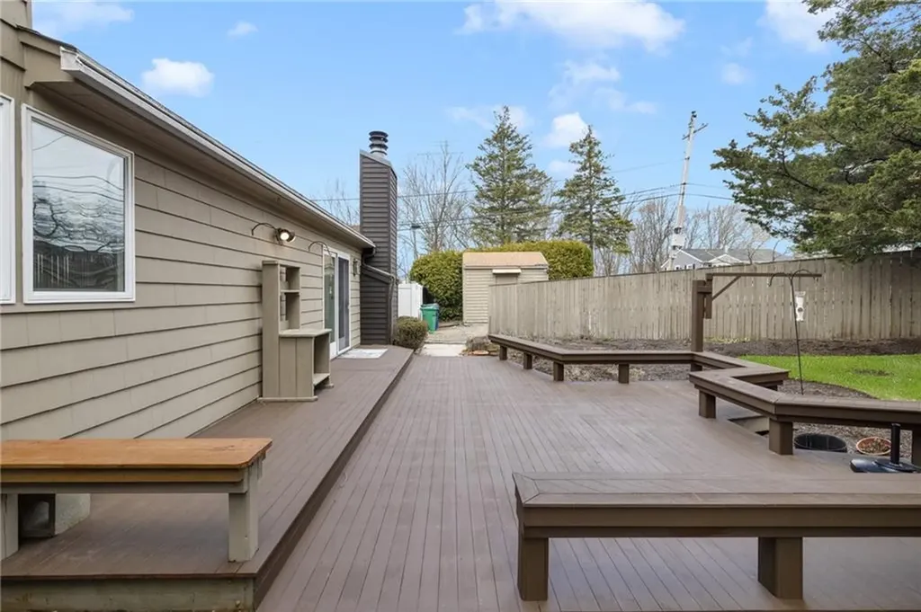 234 Leroy Avenue Warwick RI 02889