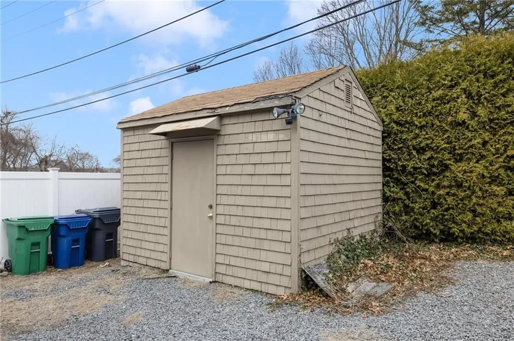 234 Leroy Avenue Warwick RI 02889