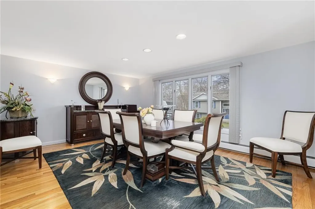 234 Leroy Avenue Warwick RI 02889