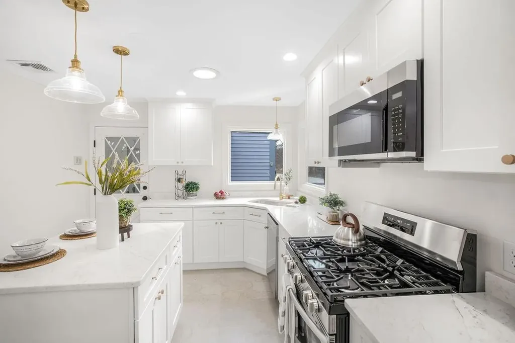 105 Galileo Avenue Providence RI 02909