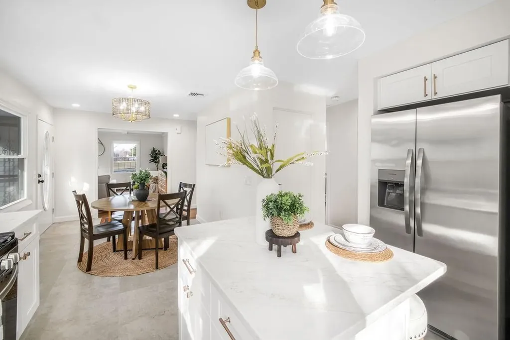 105 Galileo Avenue Providence RI 02909