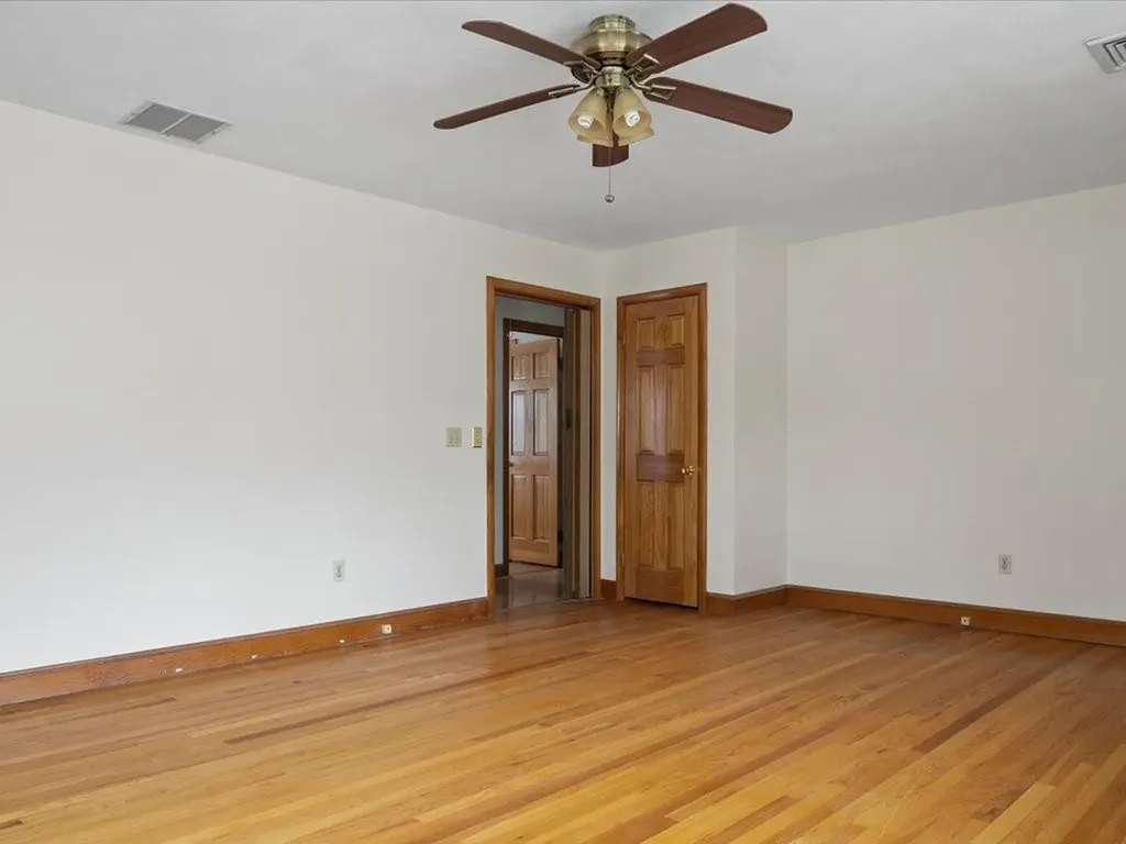 39 Walton Street Westerly RI 02891