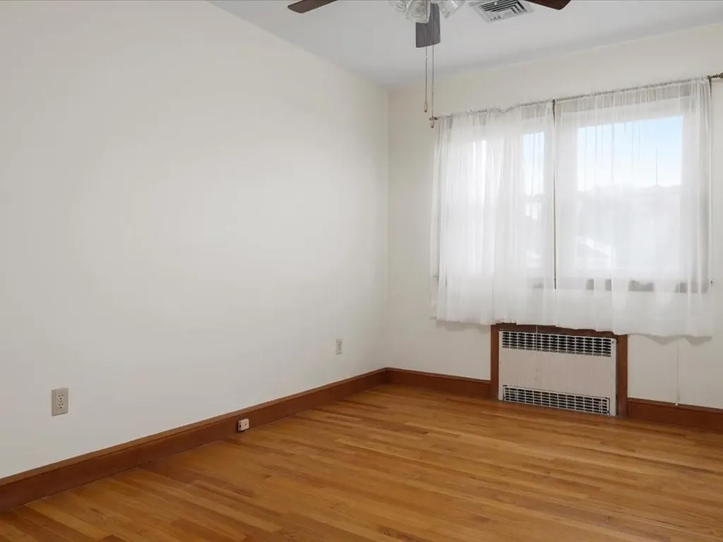 39 Walton Street Westerly RI 02891
