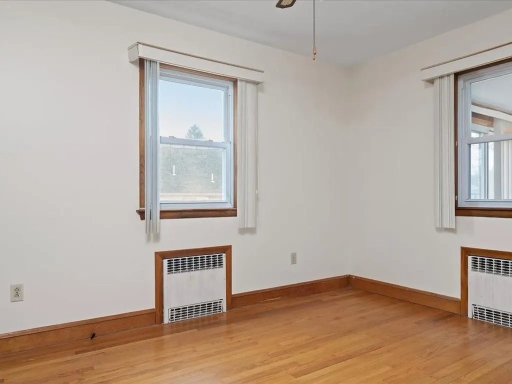 39 Walton Street Westerly RI 02891