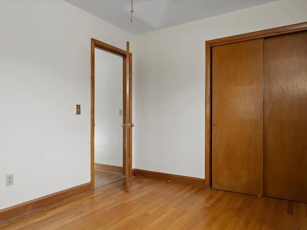 39 Walton Street Westerly RI 02891