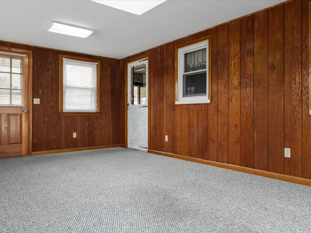 39 Walton Street Westerly RI 02891