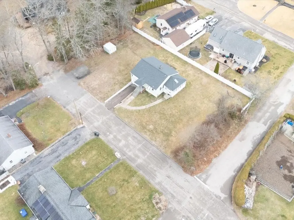 39 Walton Street Westerly RI 02891