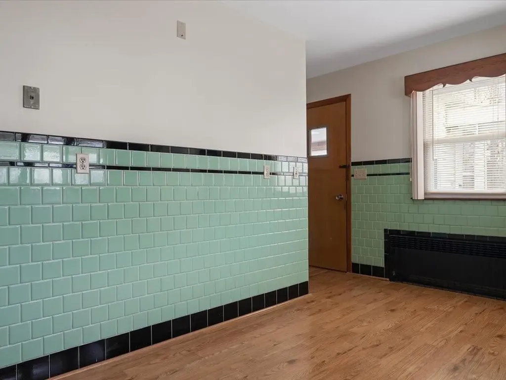 39 Walton Street Westerly RI 02891