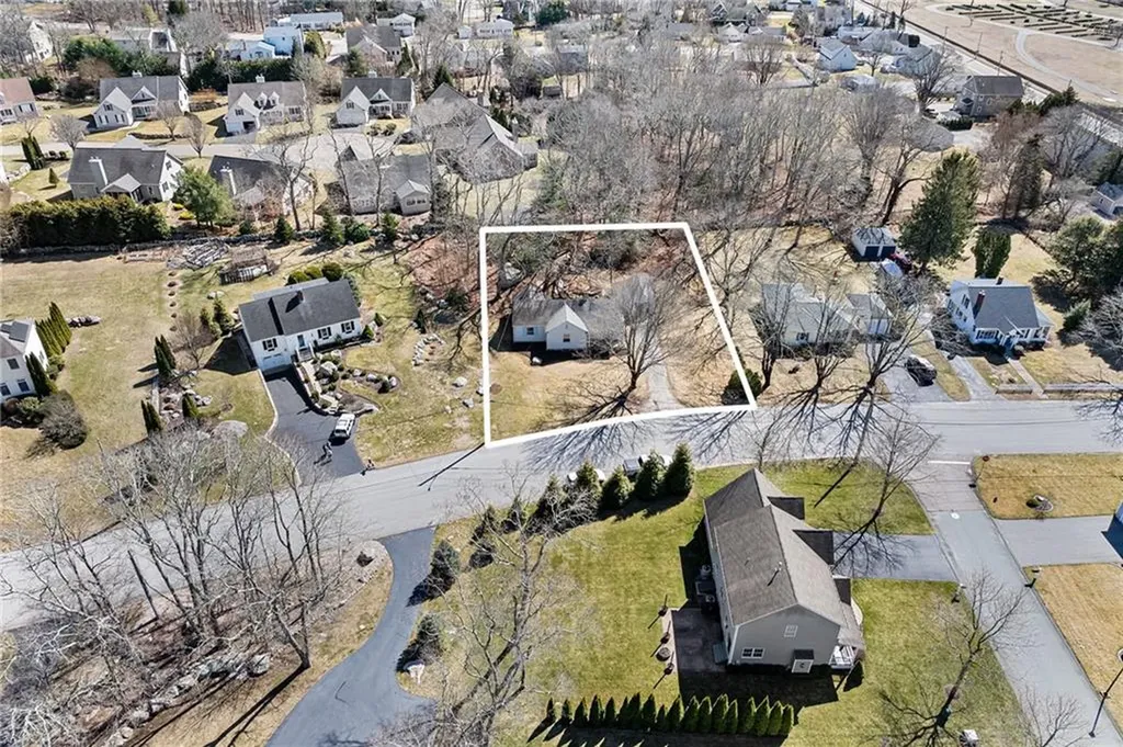 11 Hubbard Street Westerly RI 02891