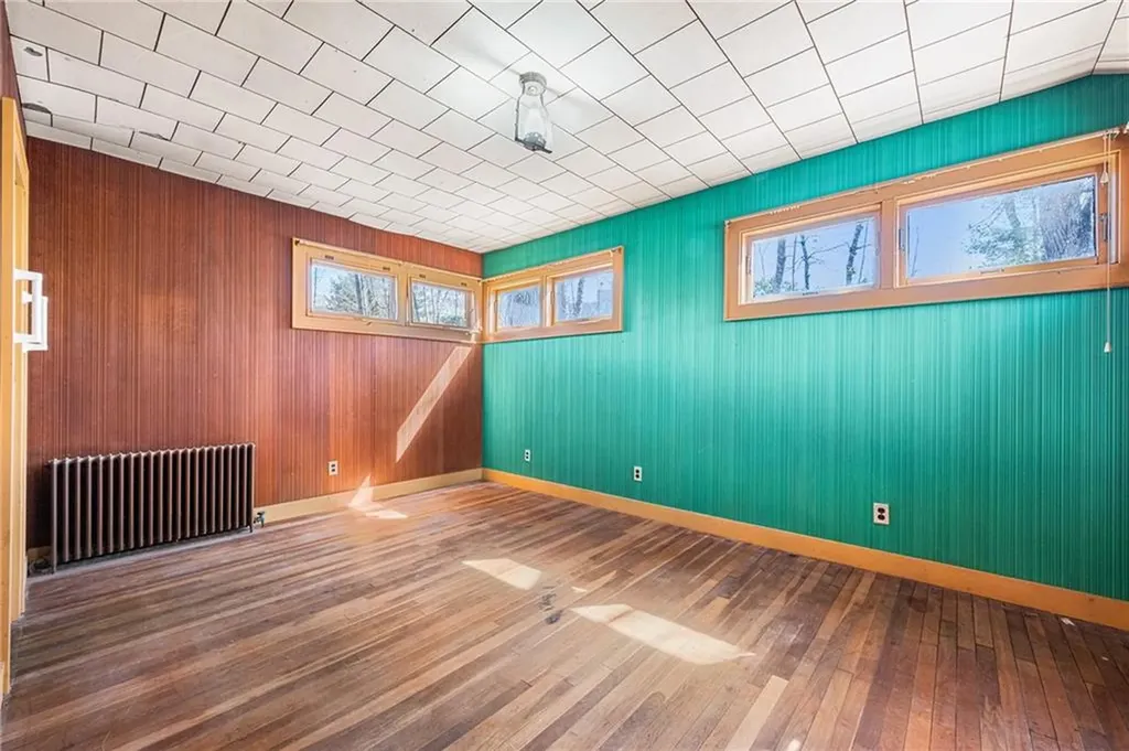 11 Hubbard Street Westerly RI 02891