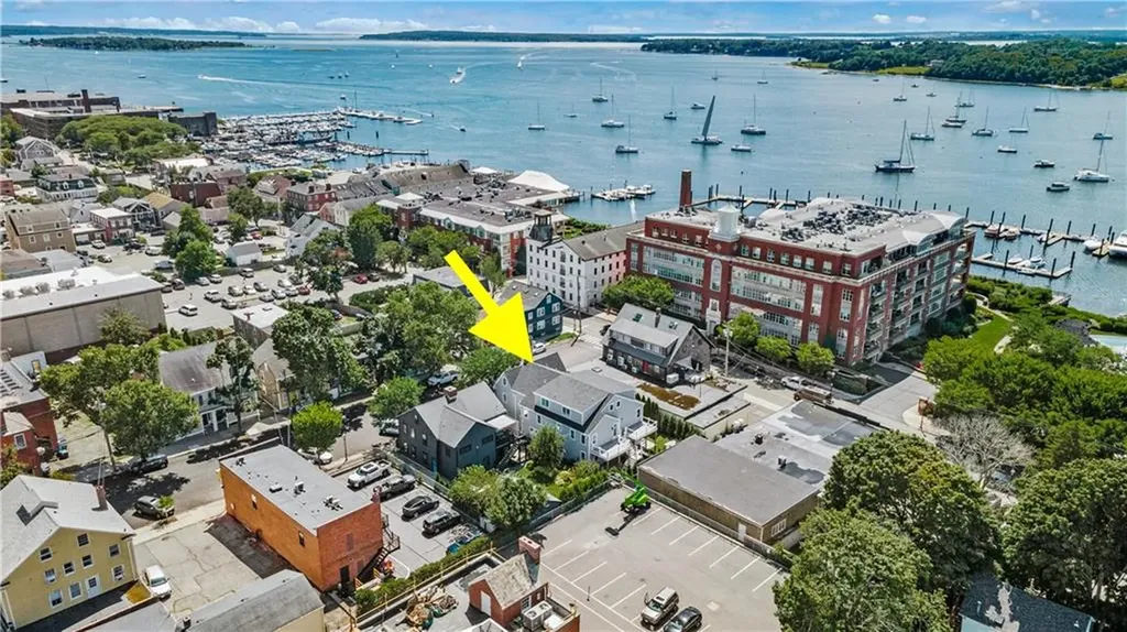 21 Bradford Street Bristol RI 02809